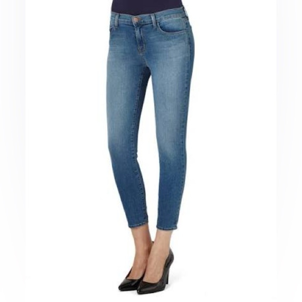 J Brand | 835 Mid‑Rise Capri Jeans | “Beloved” Blue | 26 🕦